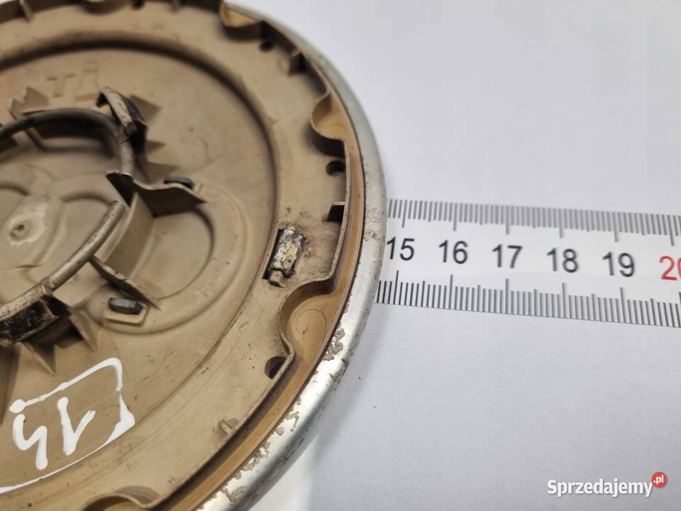 Audi DEKIELEK FELGI Kapsel kołpak 4B0601165C Rudka