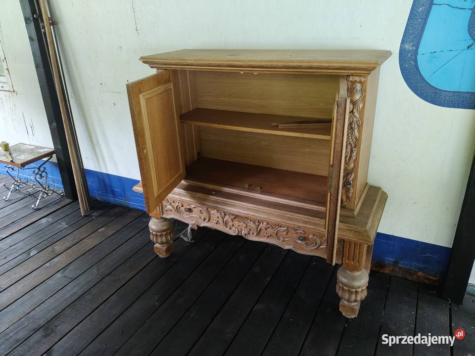 Kredens dębowy do renowacji
