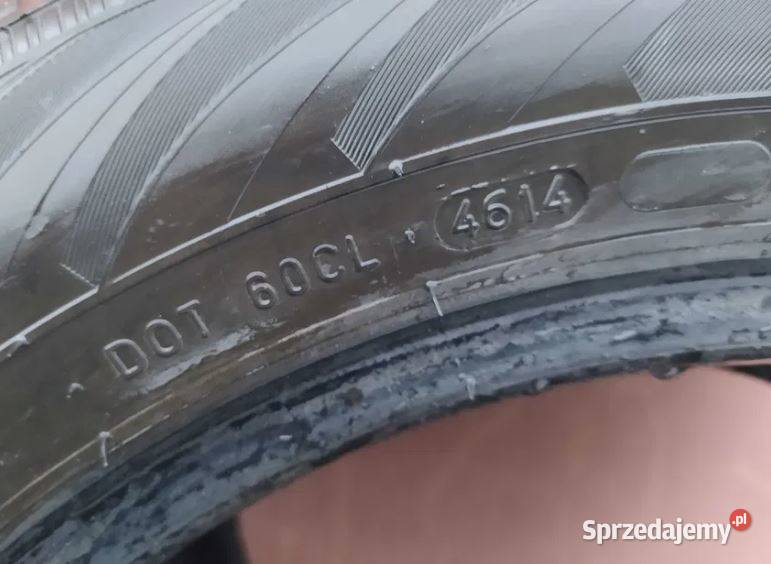 Opony zimowe 205 60 R16 Nokian WR D3 92H 4 60