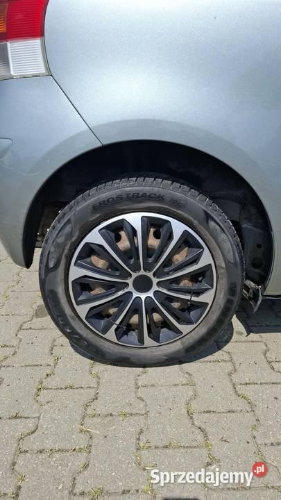 Toyota yaris Rok produkcji 2009 kujawsko-pomorskie Mała Nieszawka