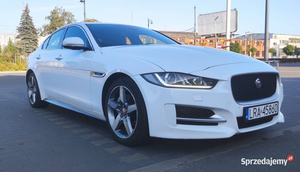 Jaguar XE Zadbany mały przebieg klimatyzacja łódzkie Łódź