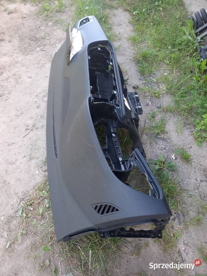 Seat Leon III DESKA ROZDZIELCZA