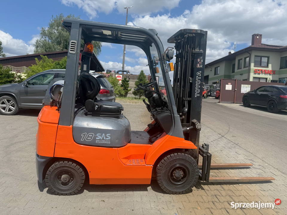 wózek widłowy TOYOTA 427FGF18 LPG 1800 Triplex Wózki widłowe