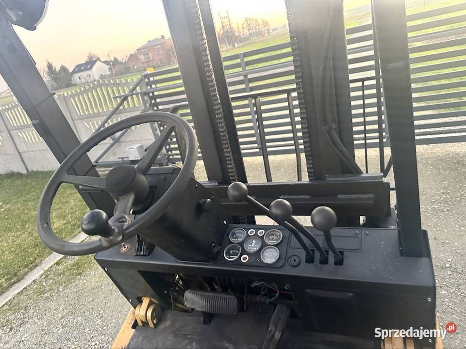 Wózek widlowy Yale 3t 35m diesel automat przesuw Pajęczno