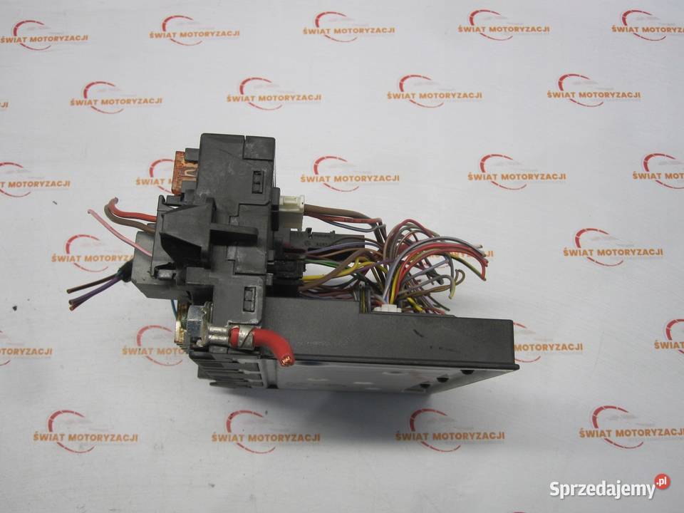 MERCEDES CLS C219 07r skrzynka bezpieczników