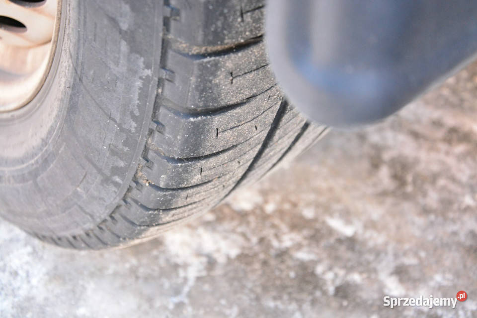 Iveco Daily 35S14N KONTENER RAMPA full servis 136KM Warszawa sprzedam