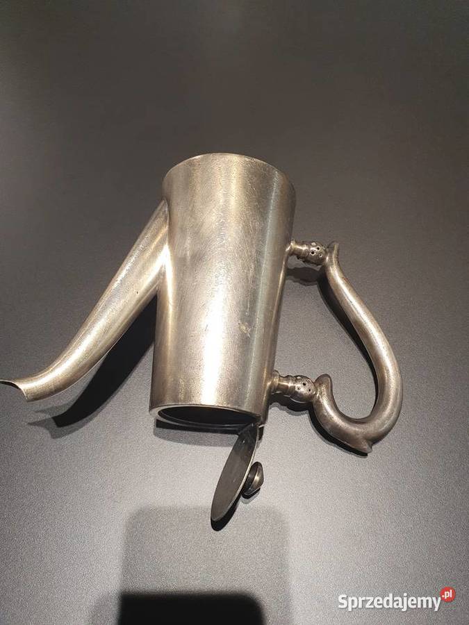 Dzbanek z pokrywką większy z dwóch srebrny z Lublin