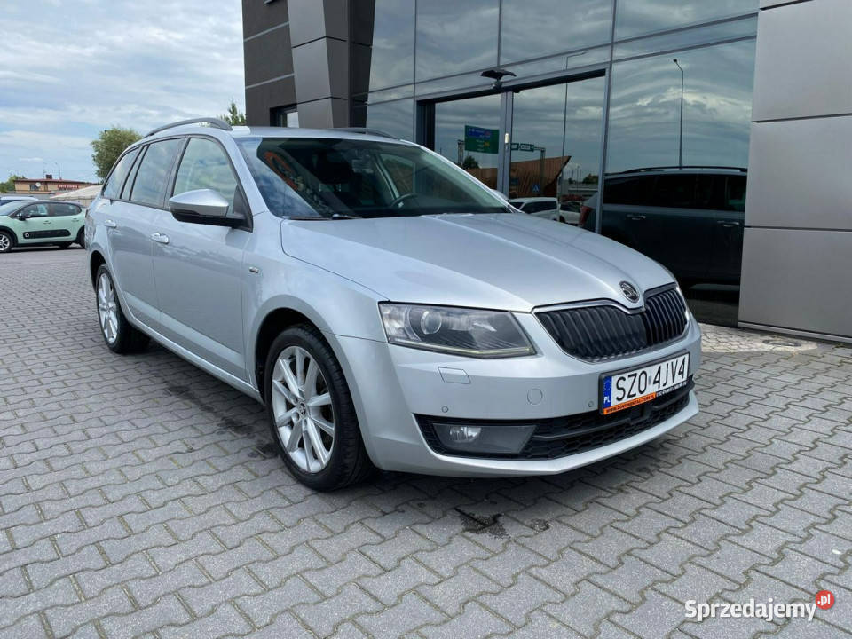 koda Octavia klima ACC multifunkcja tempomat elektrochrom. lusterka boczne śląskie Żory