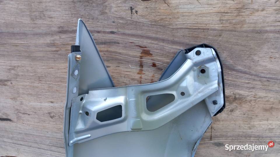 TOYOTA AURIS BŁOTNIK PRZÓD LEWY 8S1 Zbierkowo sprzedam