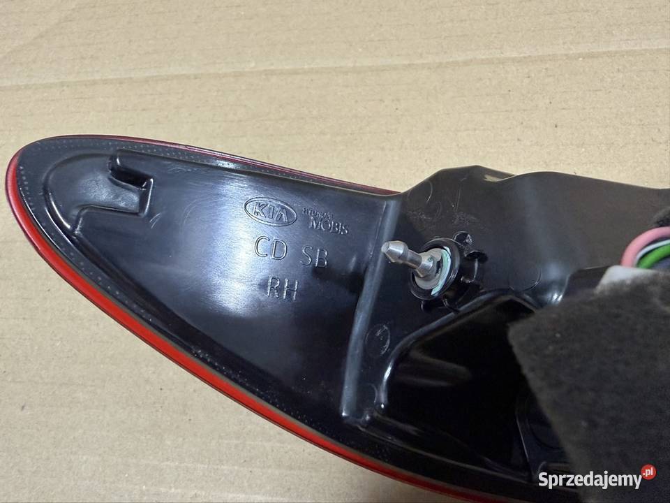 LAMPA TYLNA TYŁ PRAWA KIA PROCEED III 3 Drezdenko