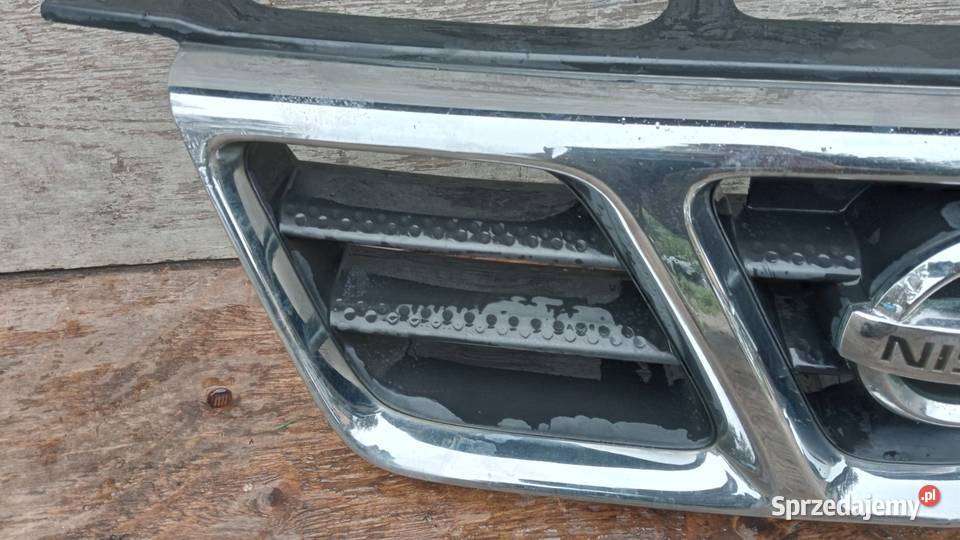 NISSAN XTRAIL T30 ATRAPA GRILL CHROM osobowe Zbierkowo