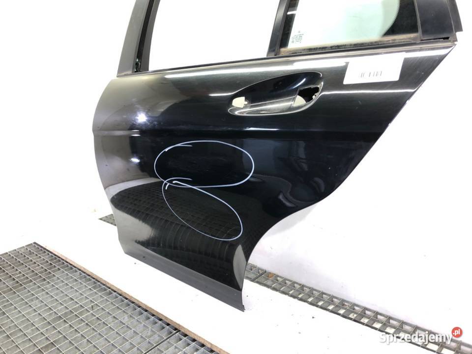 DRZWI LEWY TYŁ MERCEDES W204 Kombi 0715 osobowe