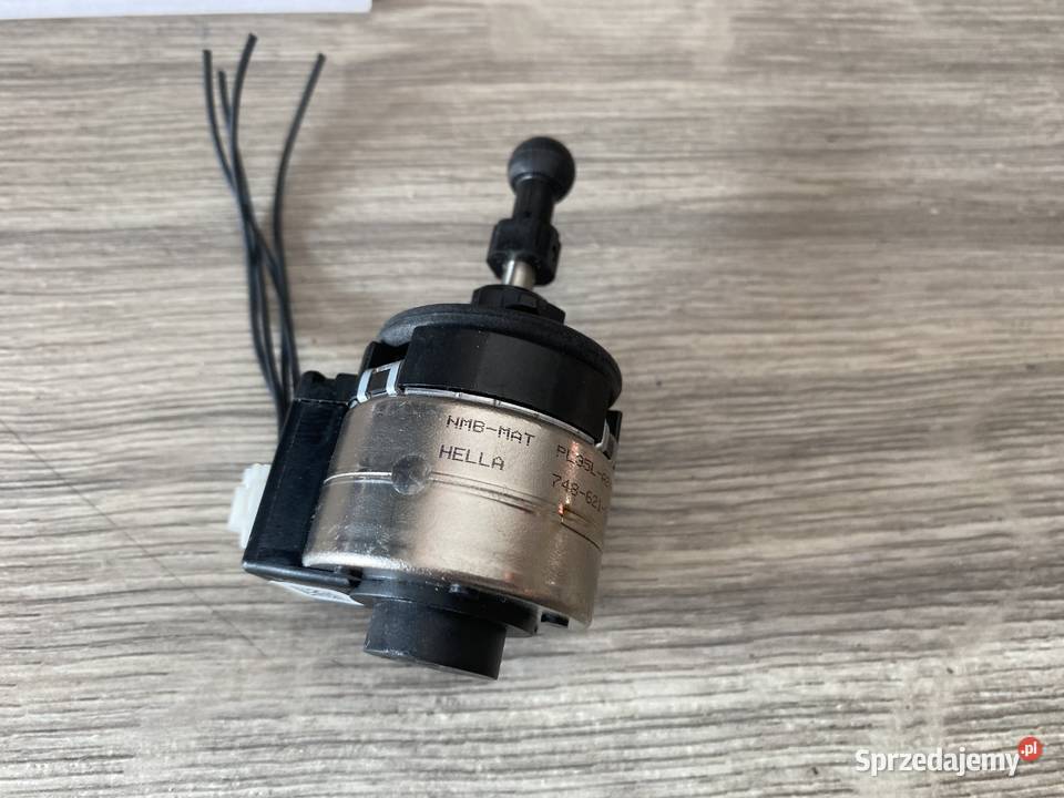 ŚILNICZEK REFLEKTORA AUDI A3 8V 74862101AB Pozostałe Gidle