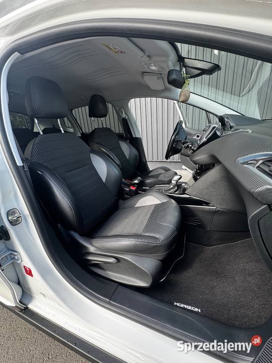 Peugeot 2008 2015 r 12 PureTech Turbo 110 biały Wrocław