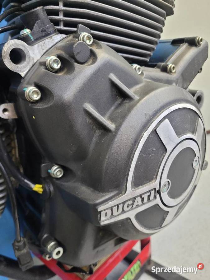 Ducati scrambler 800 2016 silnik kompletny kapa wielkopolskie Nowy Tomyśl sprzedam