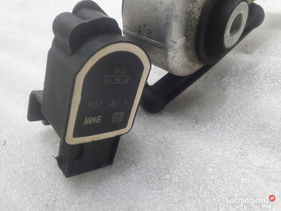 WAHACZ PRAWY PRZÓD GÓRNY 6776418 BMW E71 X6