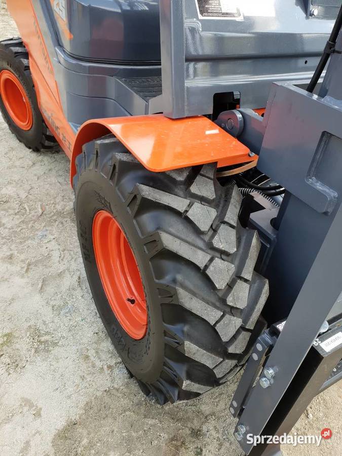 LONKING LG25DT Terrain Wrocław