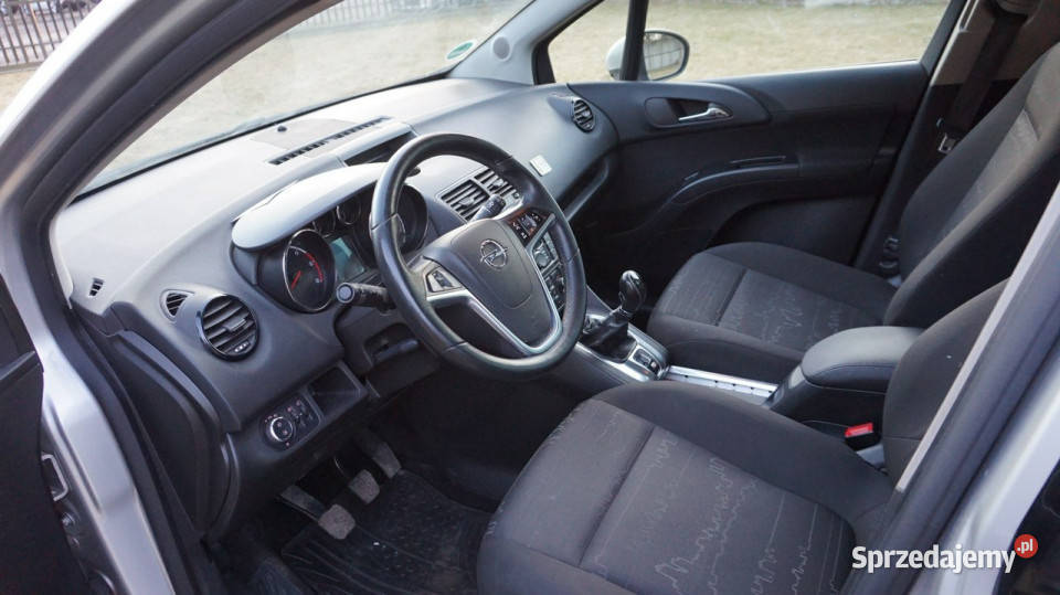 Opel Meriva zarejestrowany ubezpieczony isofix