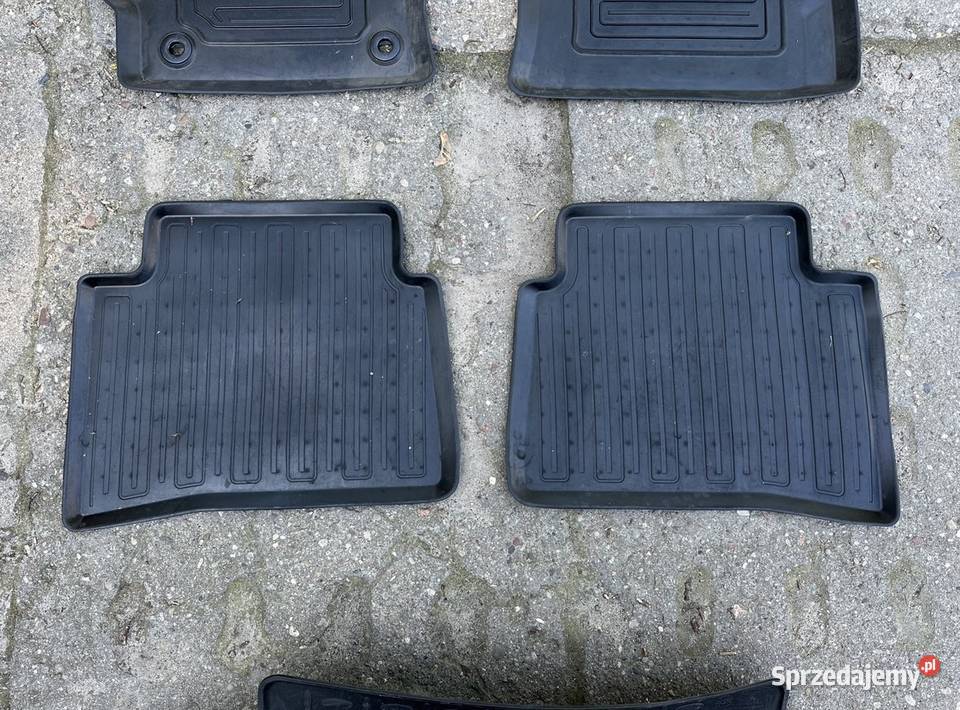 Toyota Corolla Sedan Kombi dywaniki gumowe mata pomorskie Gdańsk