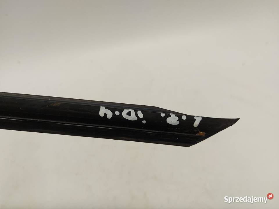 VW ID4 11A 2024r SUV 5D LISTWA SZYBY CZOŁOWEJ osobowe sprzedam