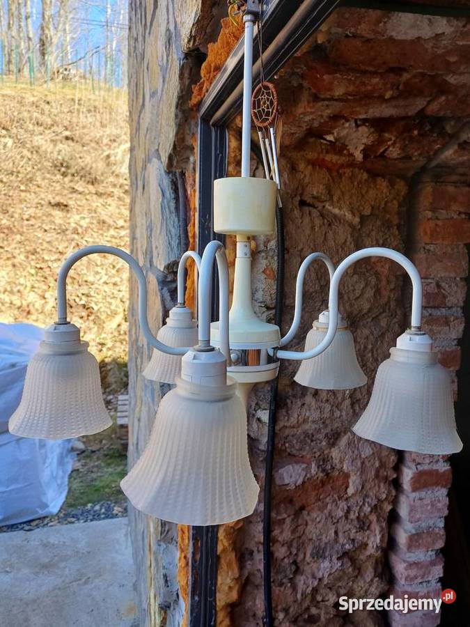 Retro lampa wisząca z 70 tych lat firmy Lubań sprzedam