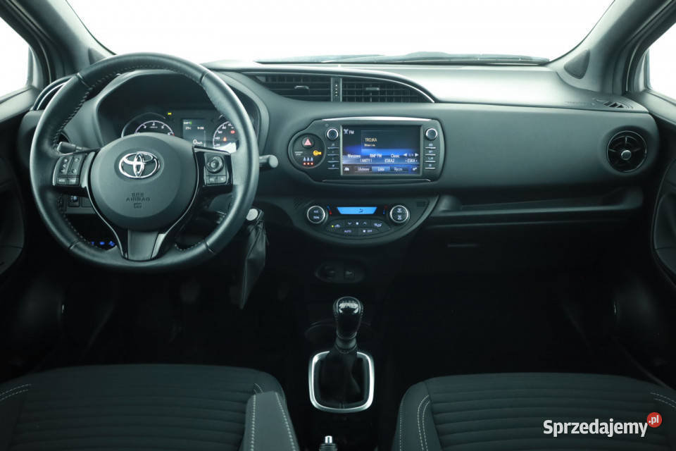 Toyota Yaris 15 Dual VVTi Rok produkcji 2018 Piaseczno sprzedam