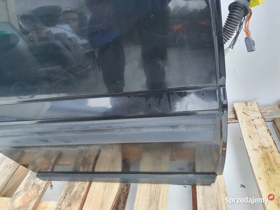 Range Rover P38 TYLNE DRZWI PRAWE PRAWY TYŁ 697 osobowe Rudka