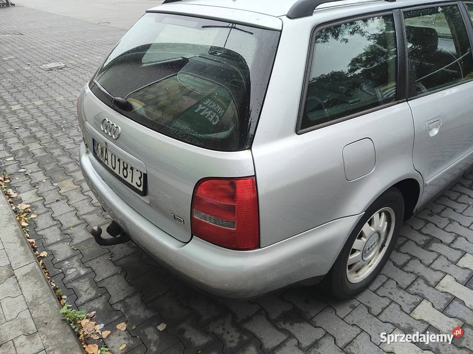 Audi A4 Avant 1998r hak przyzwoity stan aluminiowe felgi Bobrek