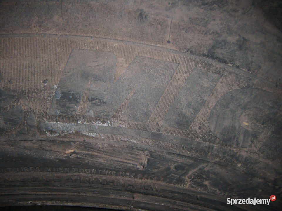 opona do ładowarki 4008024 1558024 nieuszkodzony