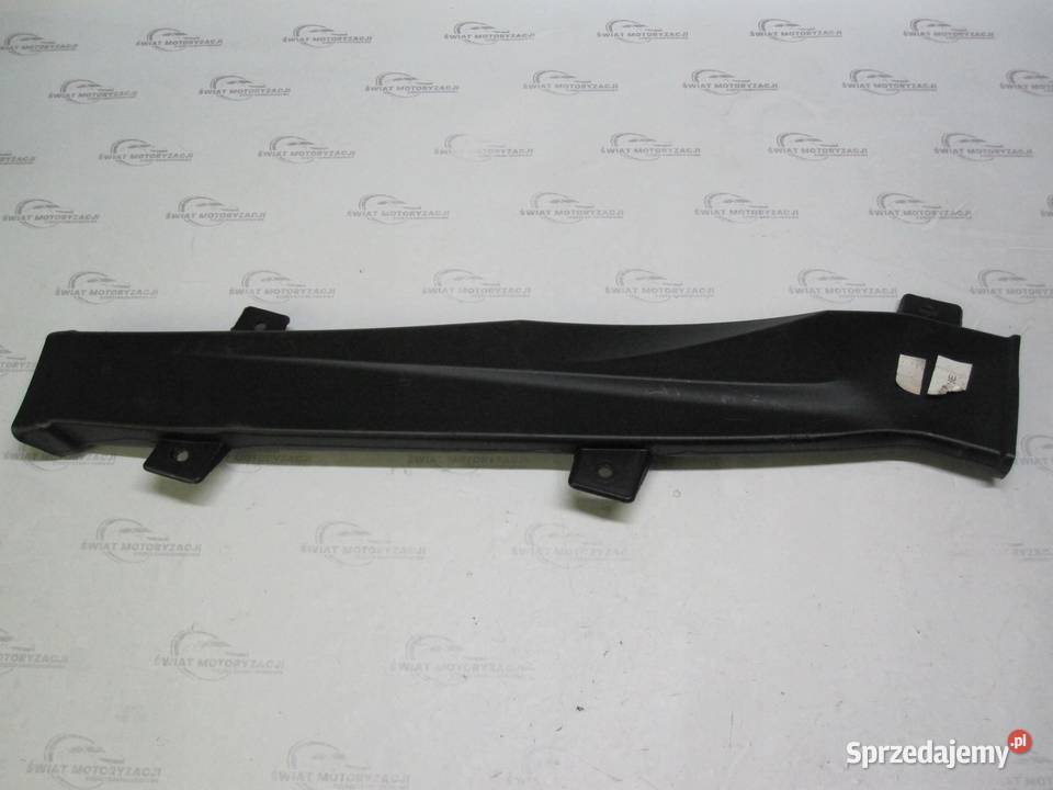 VOLVO S60 II 11r osłona plastik prawy 31102079