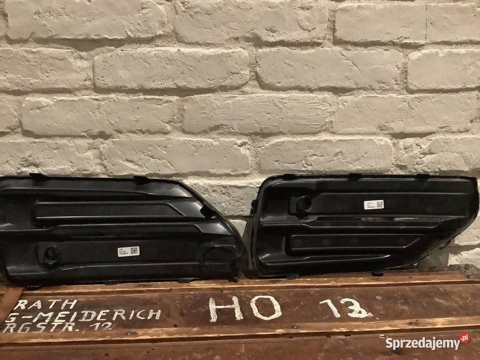 Volvo XC90 klatka atrapa zaślepka zderzaka prawa