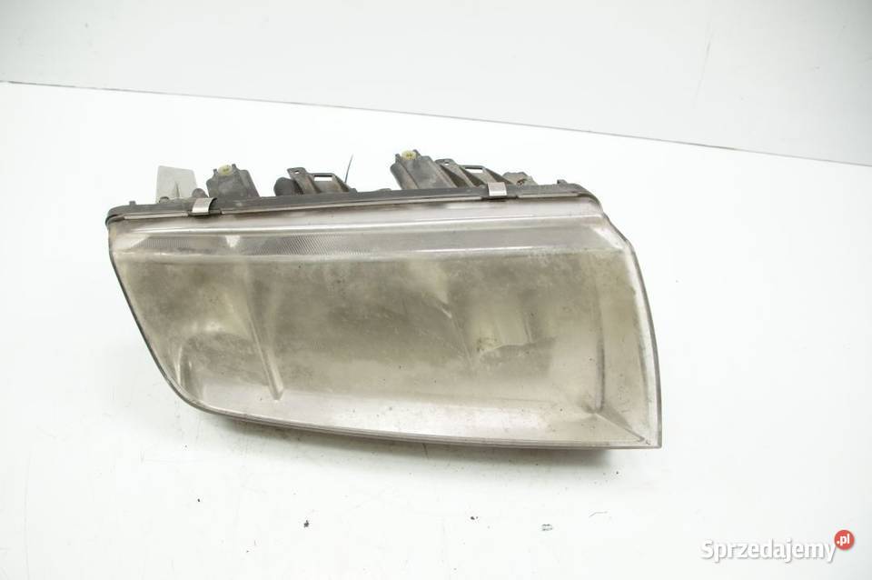 LAMPA PRAWA PRZÓD SKODA FABIA I Lipno