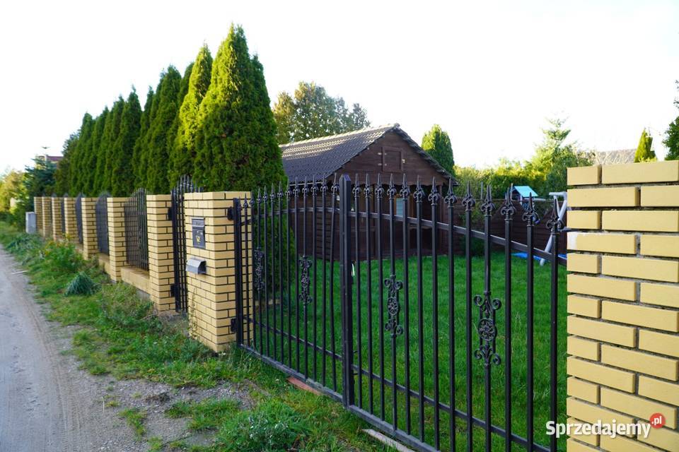Puck Dom wolnostojący nadmorska okolica metalowe sprzedam