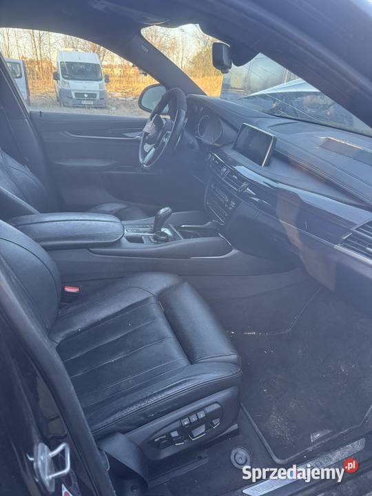 Bmw x6 f16 2015r m50d 381 msport uszkodzone czarny dolnośląskie Legnica