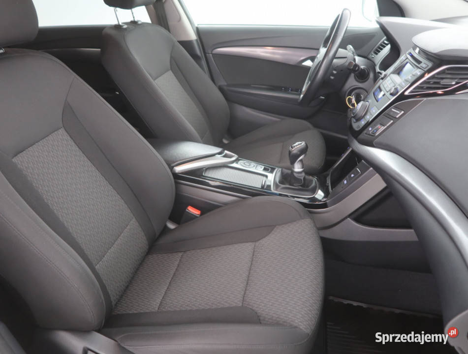 Hyundai i40 17 CRDI ABS sprzedam