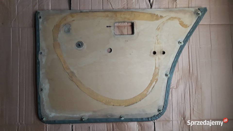 BMW e28 boczek tapicerka tylnych drzwi lewa