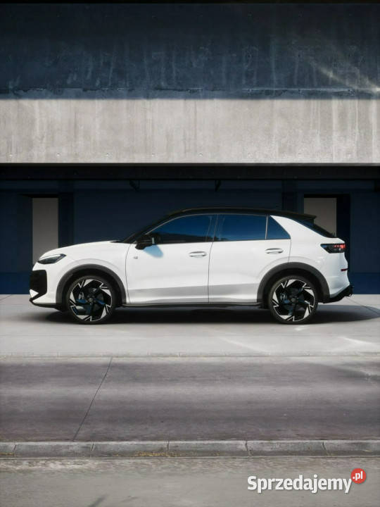 Volkswagen TRoc Wersja RLine 15 eTSI 150 DSG czujnik zmierzchu Łódź