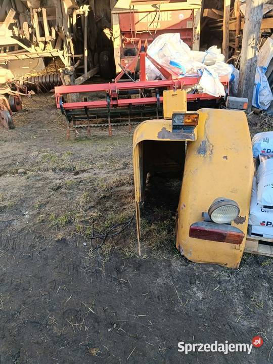 Kabina C360 błotniki Czachy