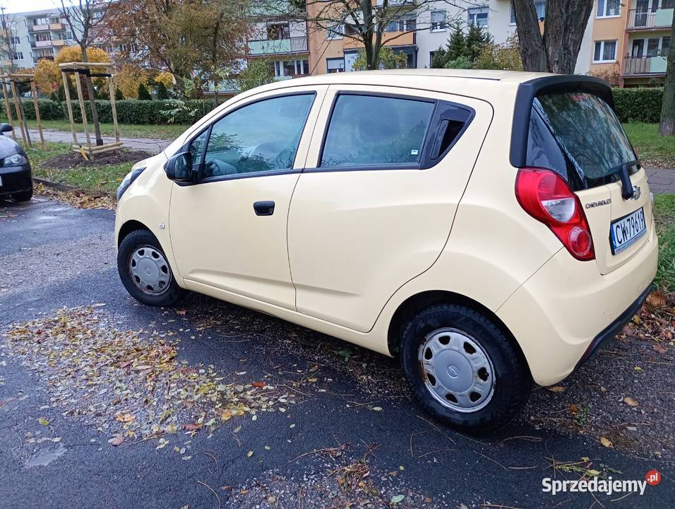Chevrolet Spark 10