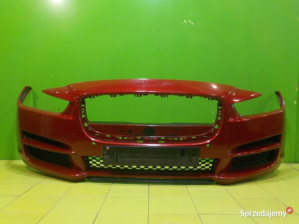 JAGUAR XE 20 D 16r SEDAN 4D zderzak przod osobowe Suków