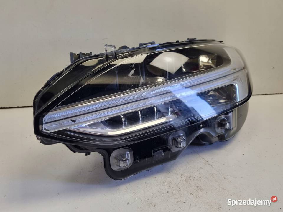 Volvo V90 S90 PRZEDNIA LAMPA LEWA lewy przód Janów
