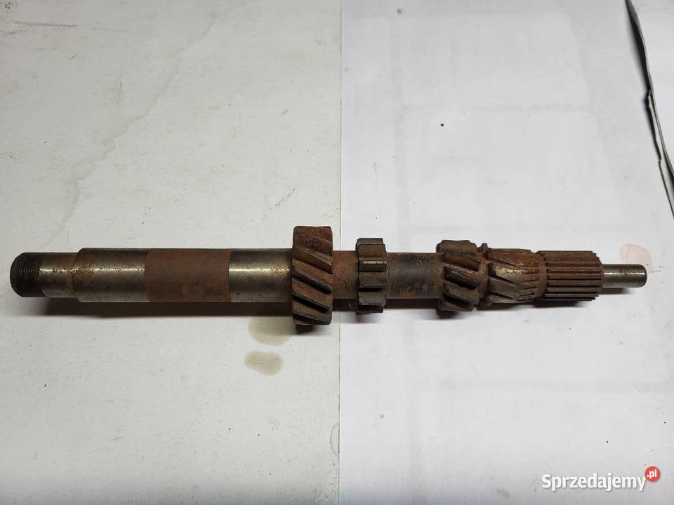 Syrena fabrycznie nowy wałek główny skrzyni Chodzież