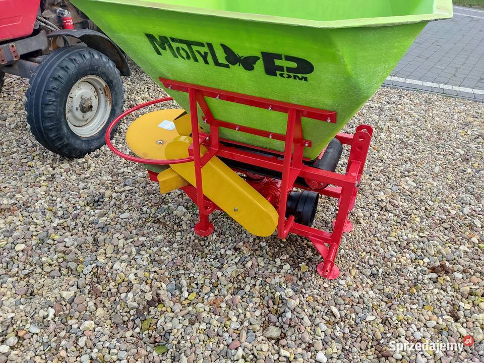 Rozsiewacz siewka posypywarka do soli piasku łódzkie Cielądz