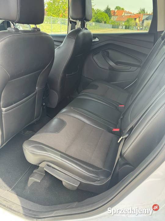 FORD KUGA Oferuję SUVa z 2015 roku sprowadzonego 1977cm3 warmińsko-mazurskie Tolkmicko