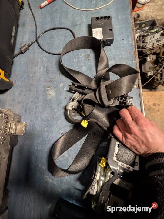 631024200A Mercedes pas PP dopinacz A2068800284 osobowe Cieszyn