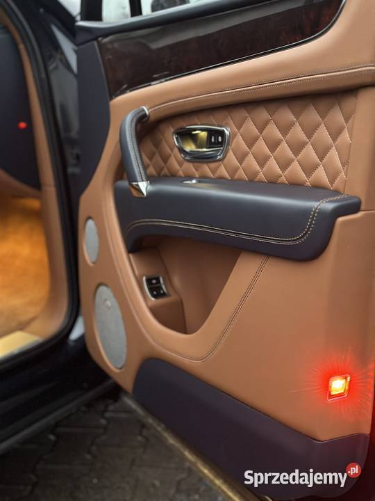 Bentley Bentayga 600 V12 wynajem długoterminowy Trzebinia