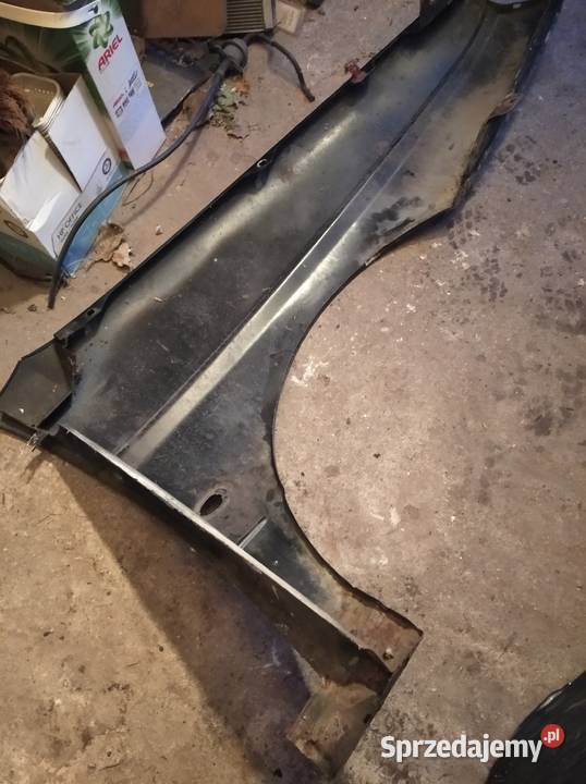 Błotnik lewy przód alfa 145146 Poznań sprzedam