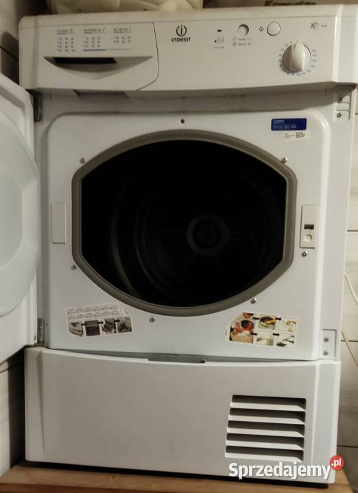 Suszarka do ubrań Indesit sprzedam