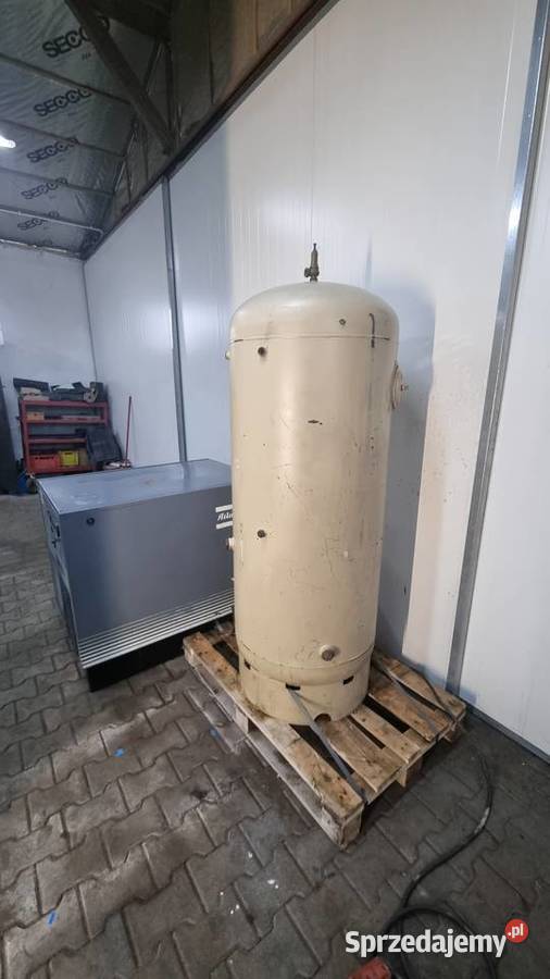 SPRĘŻARKA ŚRUBOWA WYCISZONA ATLAS COPCO GA11 Produkcja Karsin