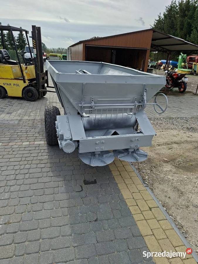 Rozsiewacz wapna rcw3 okazja sprawny transport nieuszkodzony Parczew